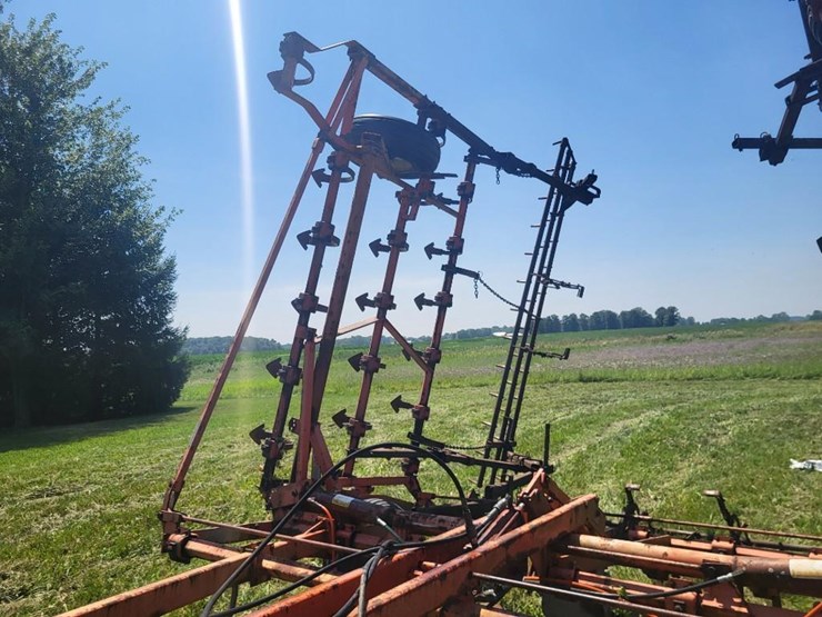 allis-chalmers-1300-e-30'-field-cultivator-w/3-bar-spike-harrow-image-12