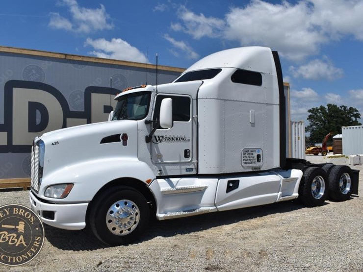 2011-kenworth-t660-image-5