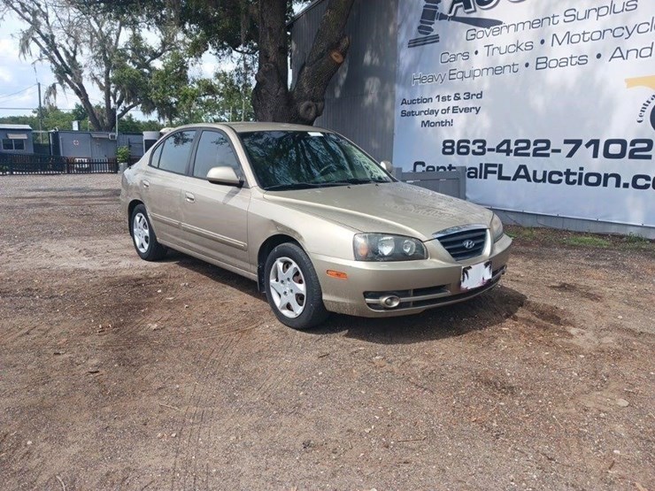 2006-hyundai-elantra-runs/moves-gls-image-2