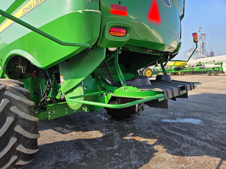 2015-john-deere-s680-image-35