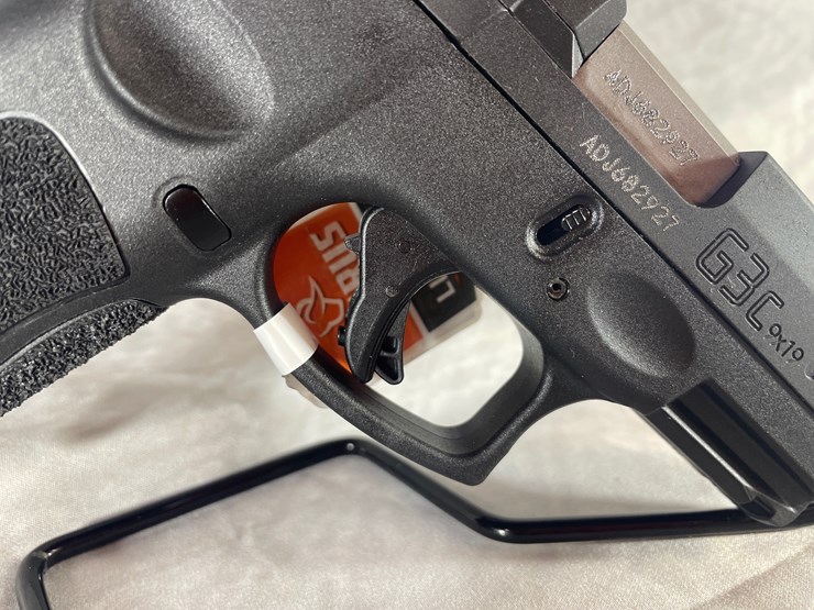#4375-•-taurus-g3c-9mm-luger-pistol,-sn:-adj682927-image-9