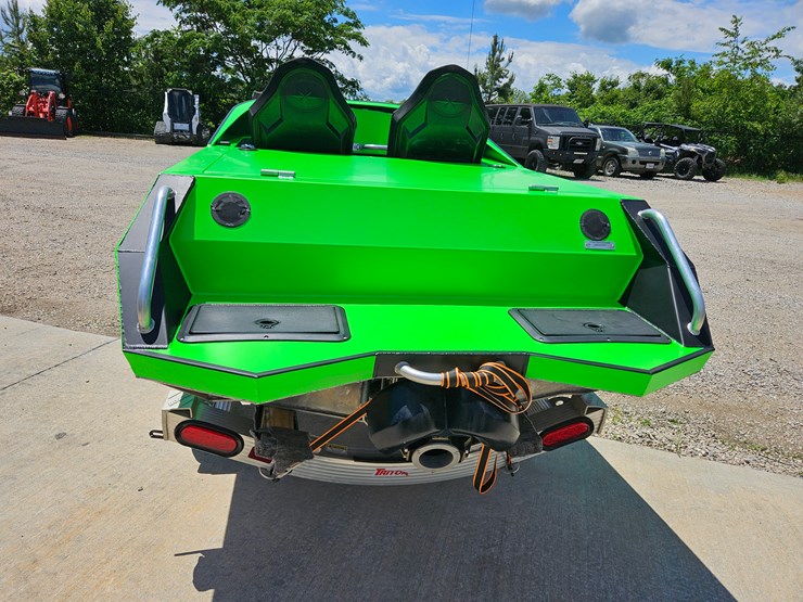 #18971-•-10'-jet-boat-image-9