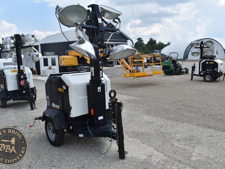 2019-allmand-bros-night-lite-v-series-image-11