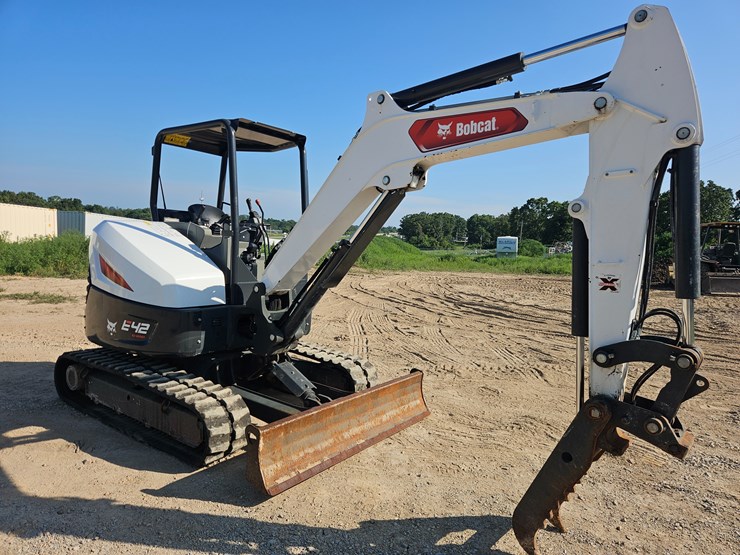 #20718-•-2022-bobcat-e42-excavator-image-14