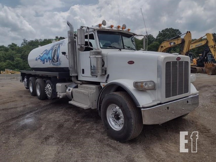 2016-peterbilt-367-image-54