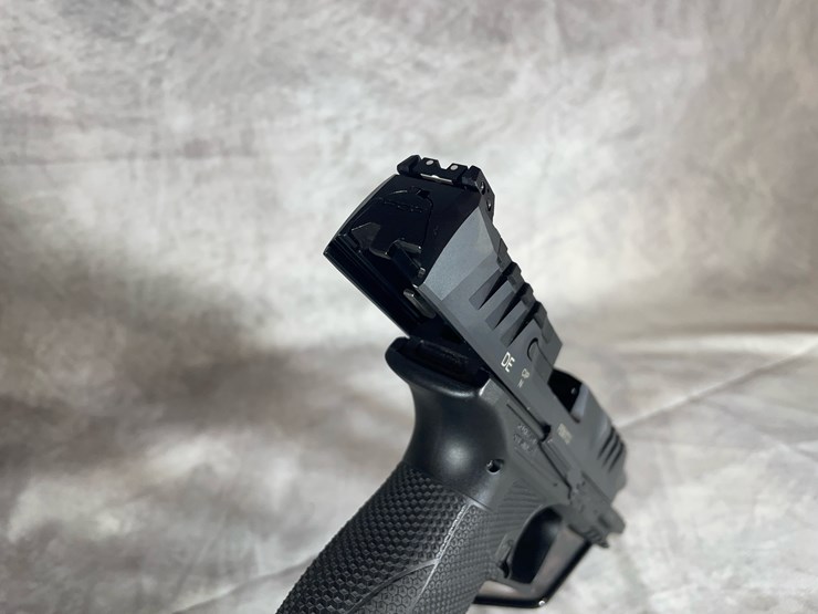 #4394-•-walther-pdp-9mm-luger-pistol,-sn:-feb0722-image-13