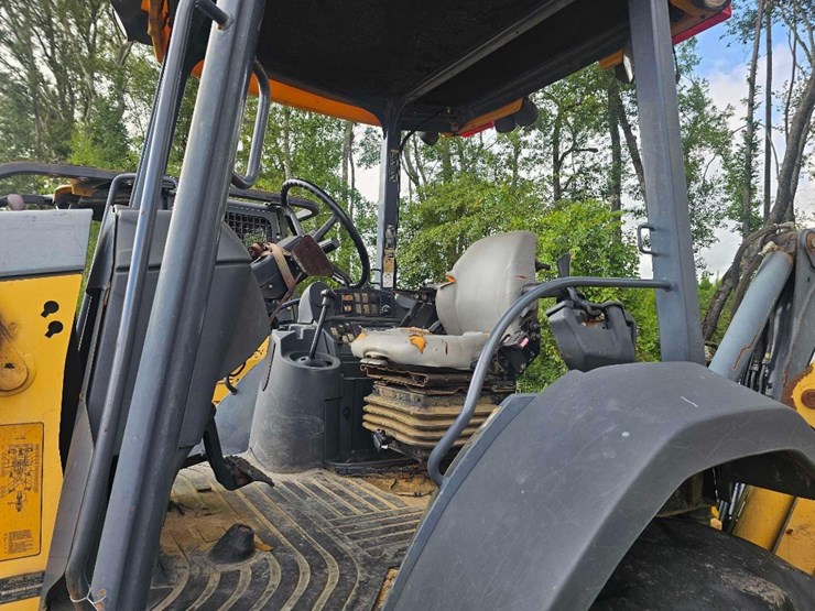 deere-410j-image-14