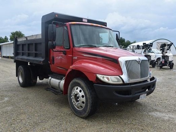 2010-international-durastar-4300-image-10