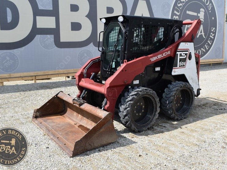 2017-takeuchi-ts50v-image-2