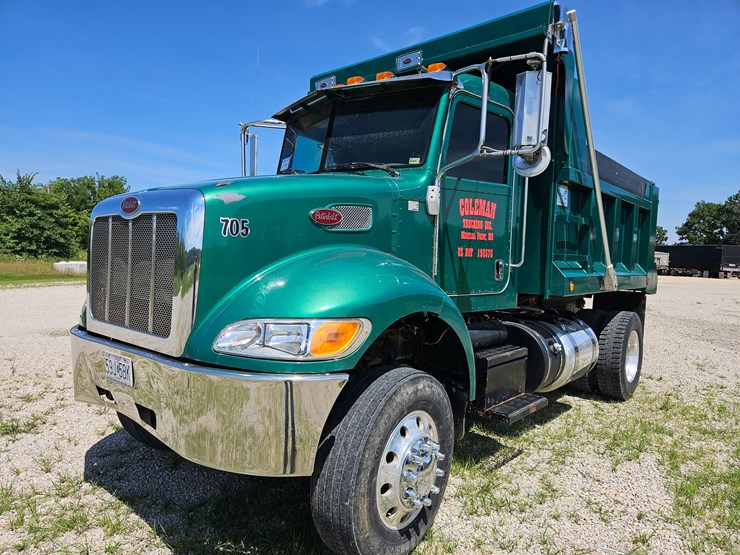 2012-peterbilt-382-image-1