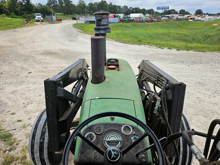 john-deere-2240-image-42