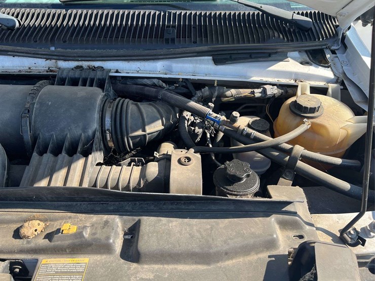 2016-ford-e450-image-16