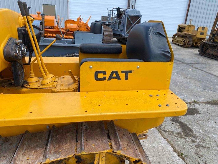 caterpillar-22-ag-crawler-image-6