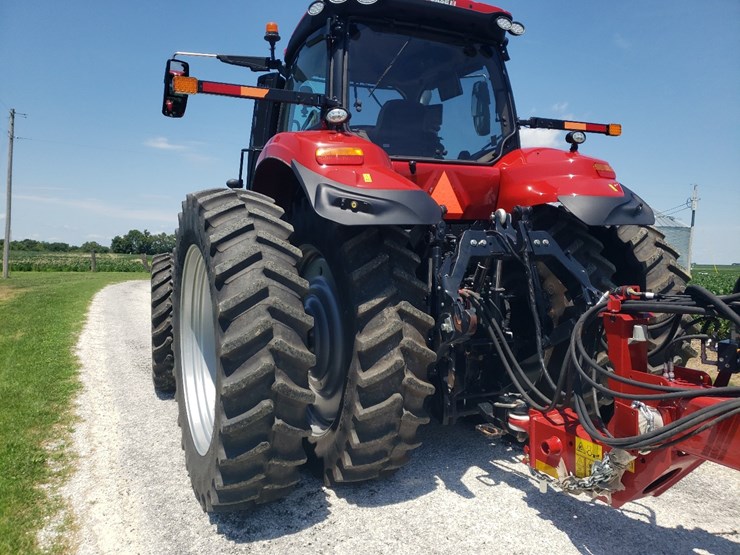 2021-case-ih-magnum-310-image-3