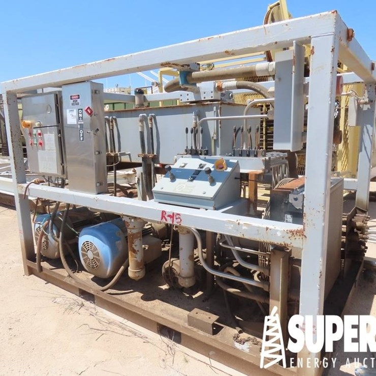 (R15-4) OIL WORKS Stealthwalker 5'5"H x 50'L Hydra