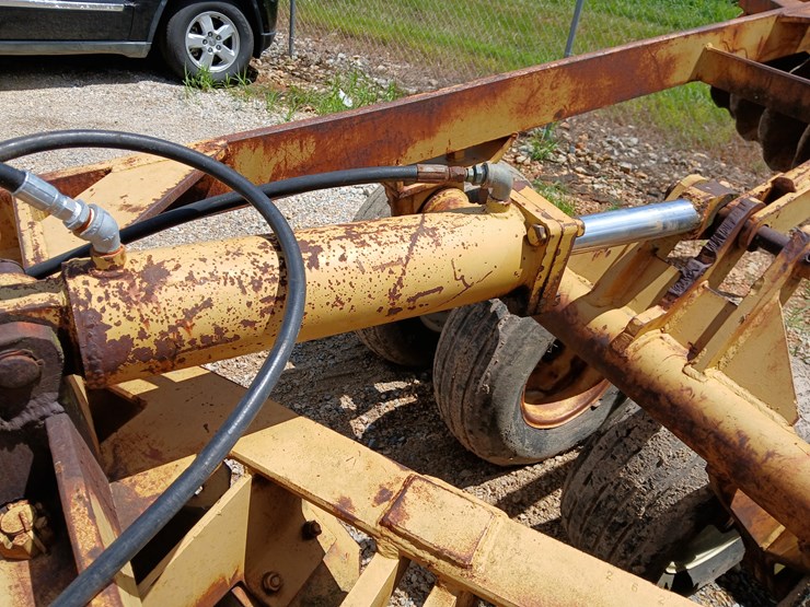 #20858-•-amco-10ft-disc-plow-image-12