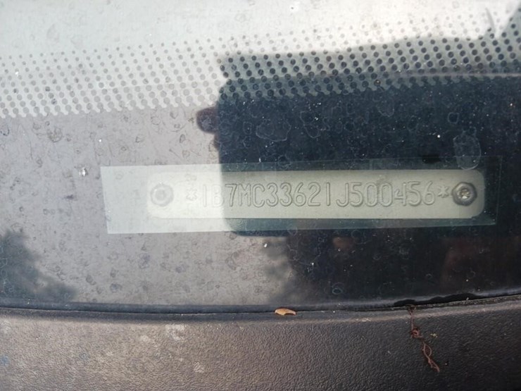 2001-dodge-ram-3500-image-4