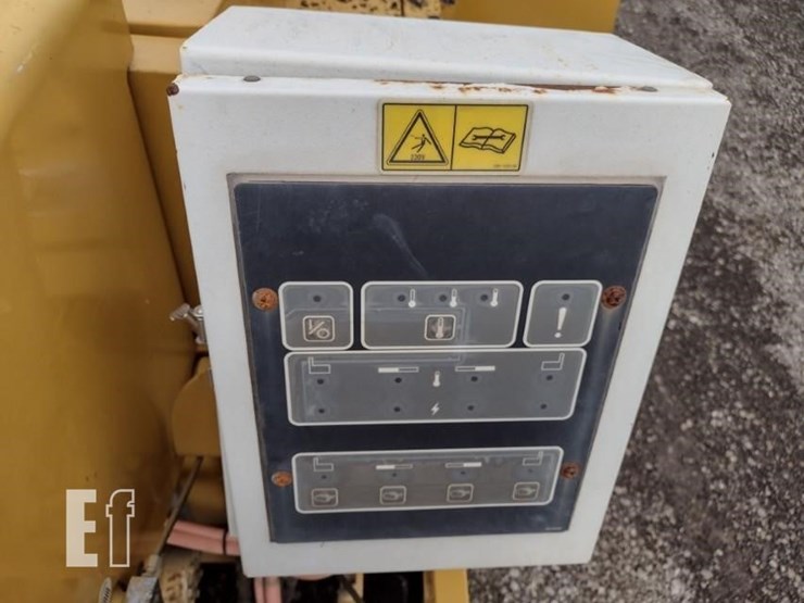 2012-caterpillar-ap-255e-image-10