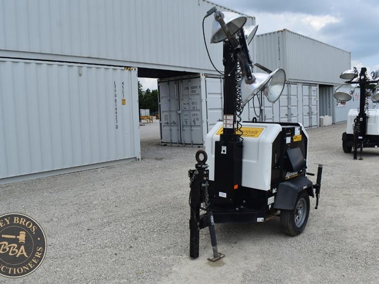 2019-allmand-bros-night-lite-v-series-image-10
