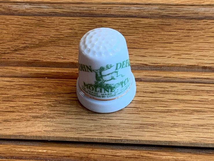 (2)-john-deere-thimble-+-toothpick-image-2