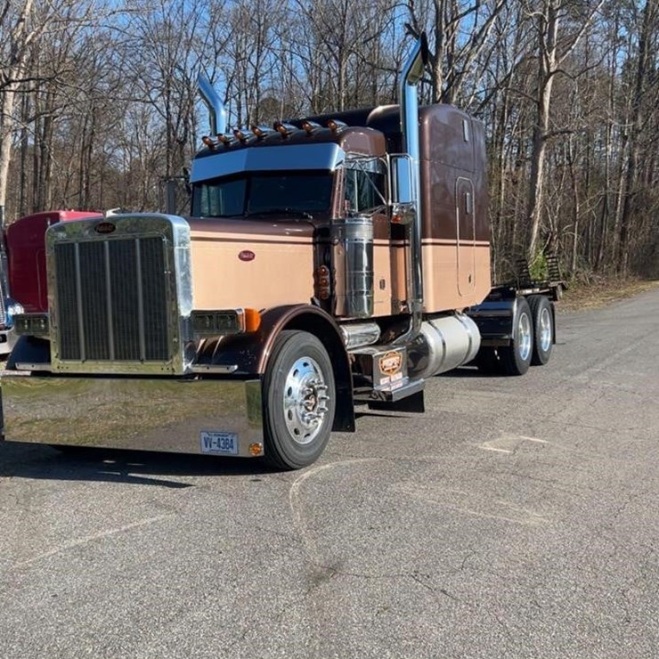 2000 PETERBILT 379