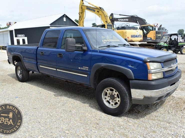 2003-chevrolet-silverado-2500-image-10