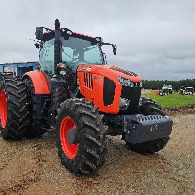 KUBOTA M7-152
