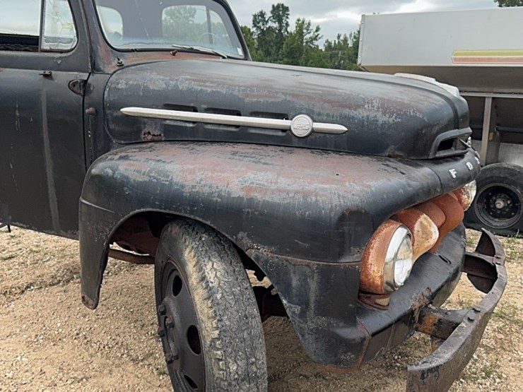 1951-ford-f5-image-17