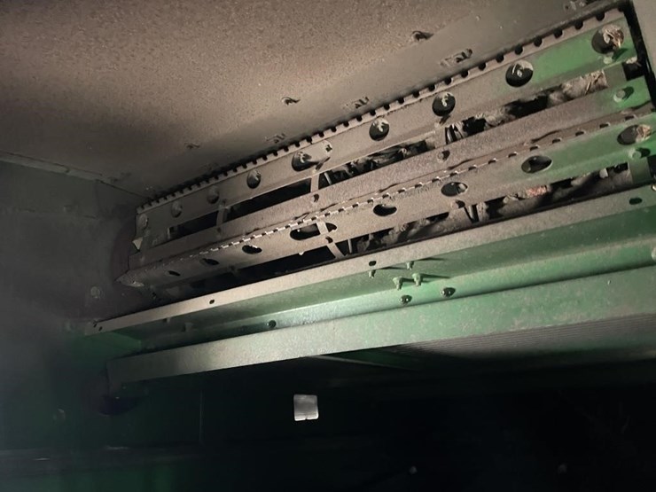 2015-john-deere-s660-image-23