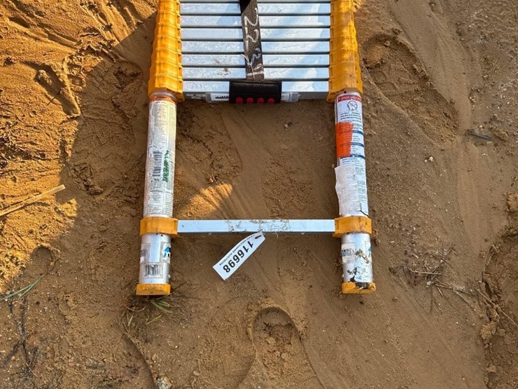 2237---new-8'-extenda-ladder-image-1