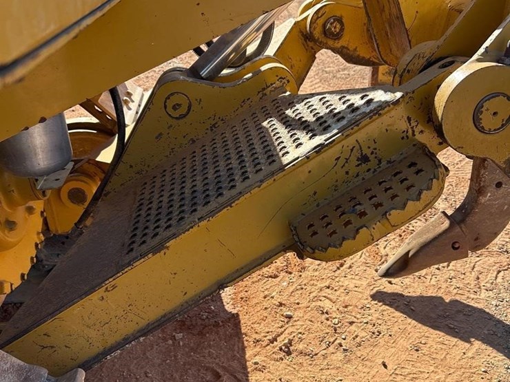 2018-caterpillar-d6n-xl-image-25