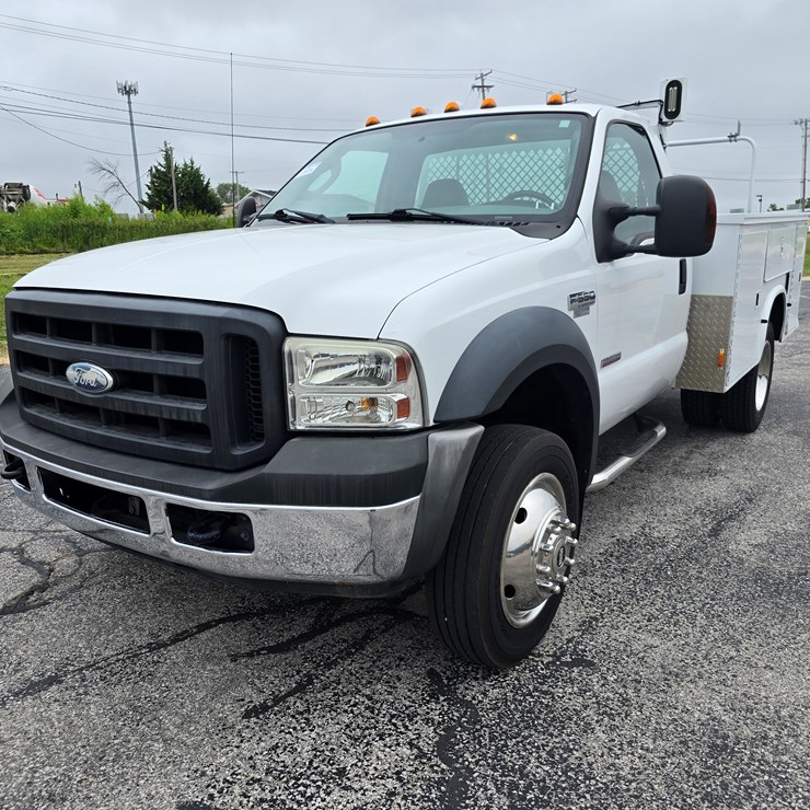 2007 FORD F550