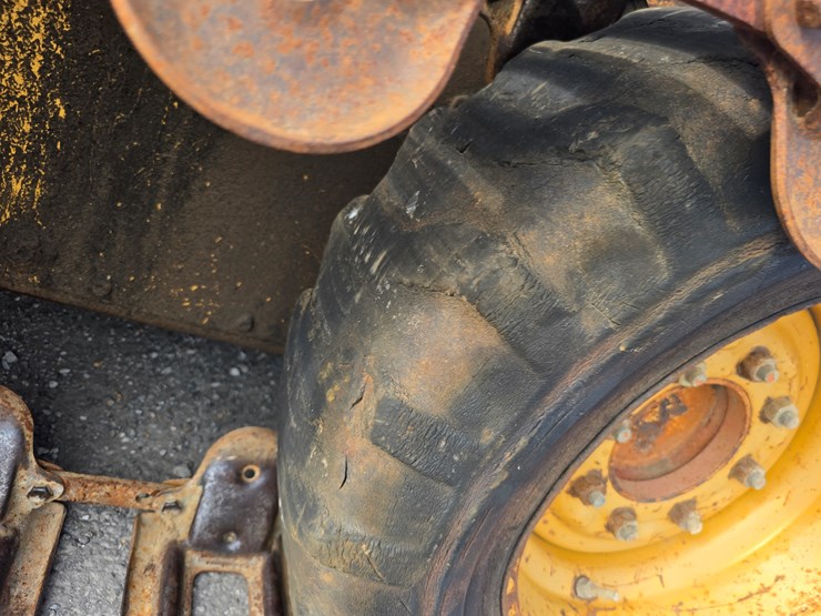 new-holland-lx665-turbo-image-46