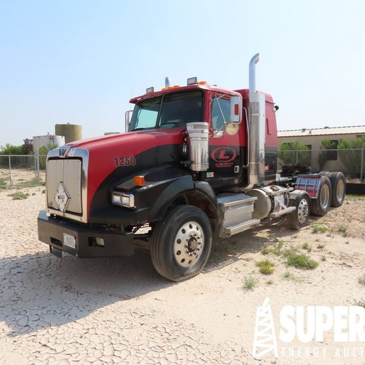2012 WESTERN STAR 4900