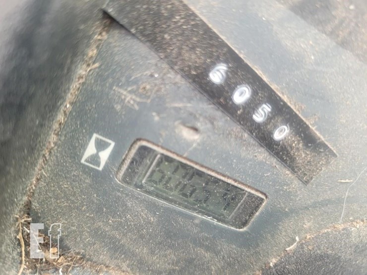 john-deere-gator-image-12