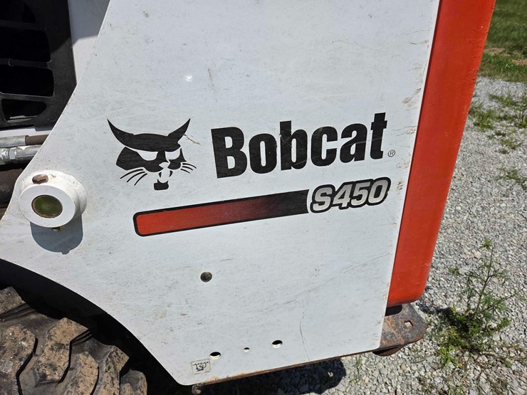 2015-bobcat-s450-skid-steer-image-19
