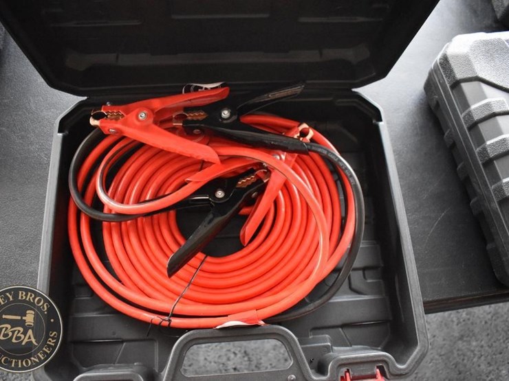 future-heavy-duty-jumper-cables-36504-image-1