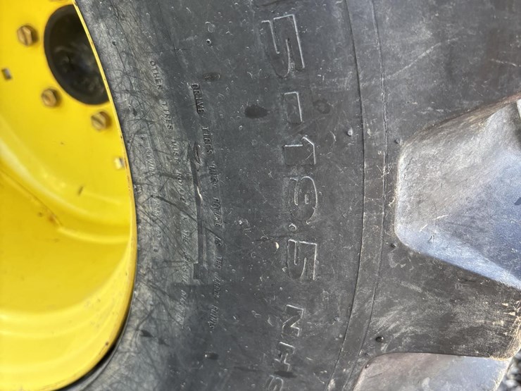 john-deere-3032e-image-11