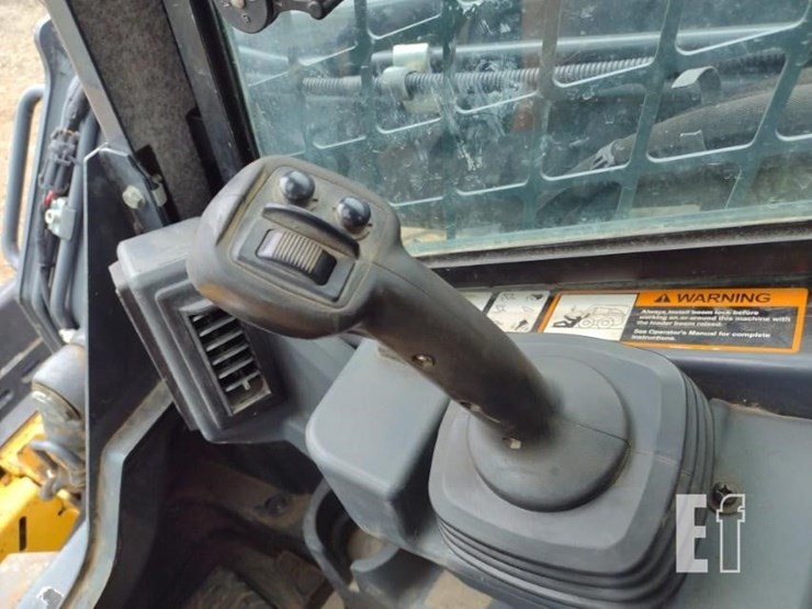 deere-324g-image-9