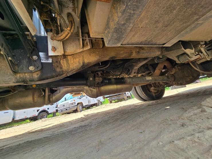 2018-dodge-ram-5500-image-34