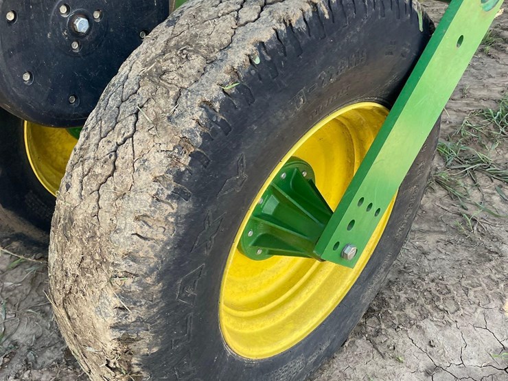 2012-john-deere-1790-image-68