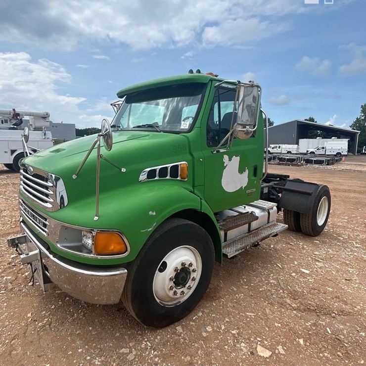 2006 STERLING ACTERRA