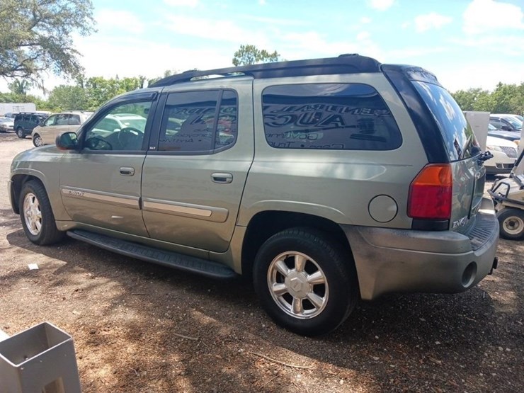 2004-gmc-envoy-image-7