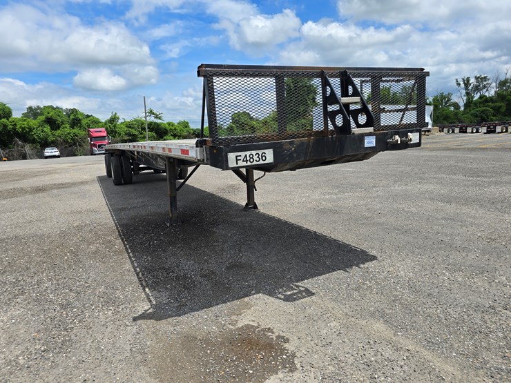 2015-great-dane-48'-x-102"-image-63