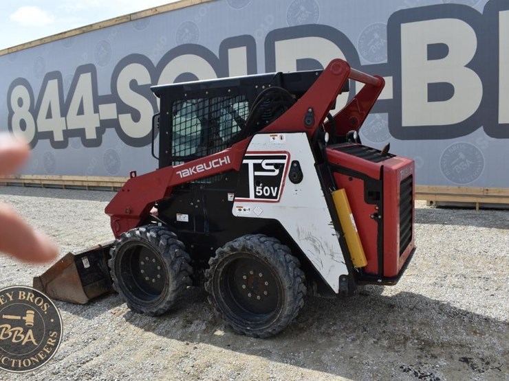 2017-takeuchi-ts50v-image-7