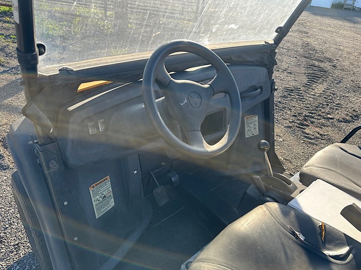 cub-cadet-c466-side-by-side-image-10