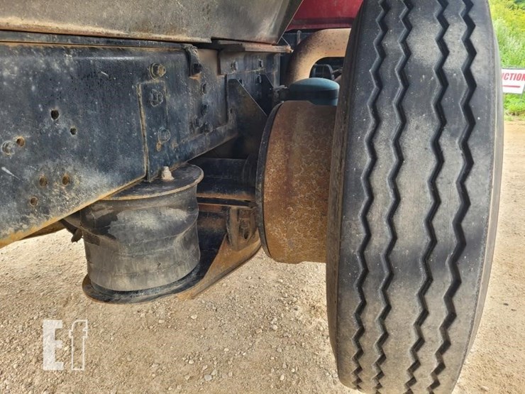 1990-mack-rb690s-image-18