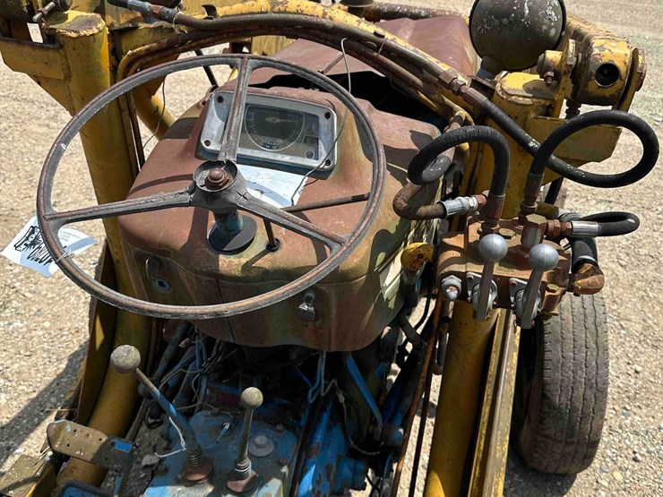 ford-3000-image-9
