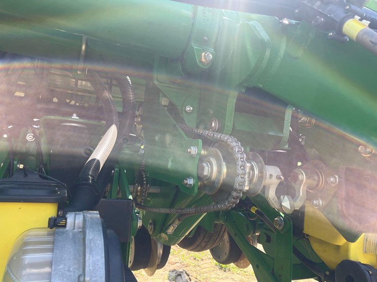 2012-john-deere-1790-image-22