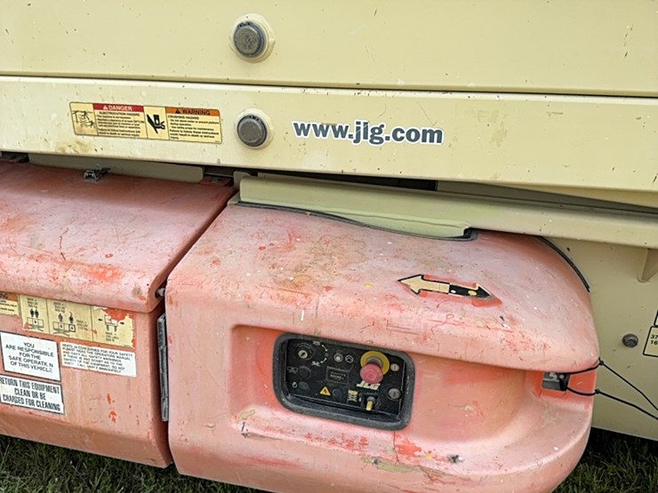 jlg-4069le-image-5